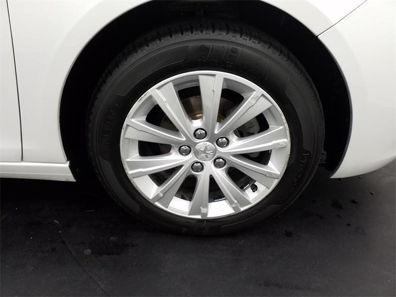 Used PEUGEOT 308 1.2 PureTech 110ch S&S Style 2020 Blanc Nacré € 11990 in Lesménils