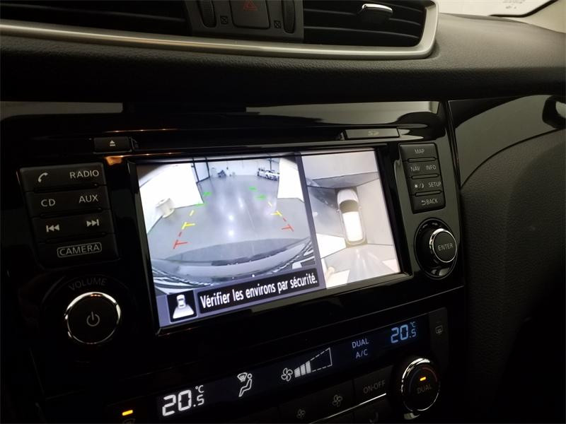 Used NISSAN Qashqai 1.6 dCi 130ch N-Connecta All-Mode 4x4-i 129g 2017 Cassis € 16490 in Lesménils