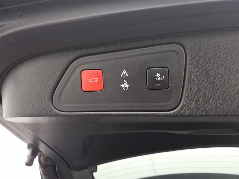 Used PEUGEOT 3008 1.2 PureTech 130ch Allure S&S EAT8  6cv 2019 Gris Artense (M) € 13990 in Lesménils