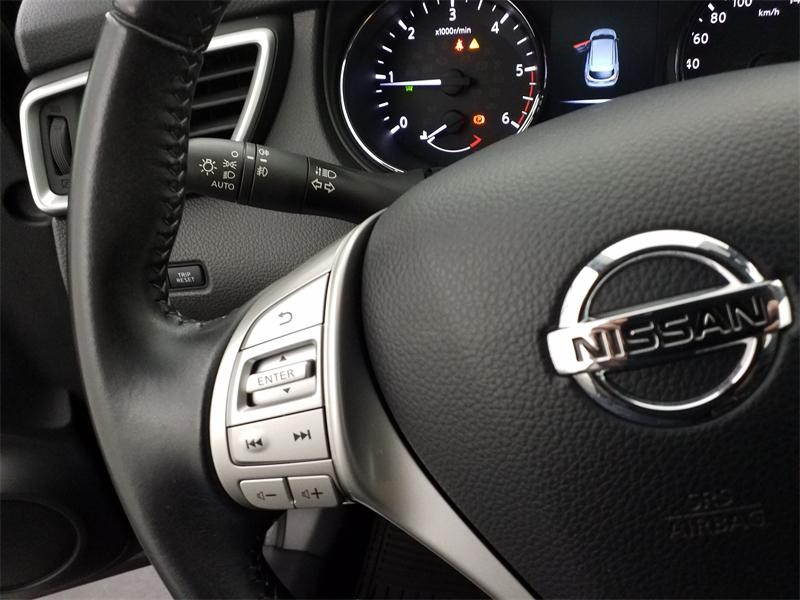 Used NISSAN Qashqai 1.6 dCi 130ch N-Connecta All-Mode 4x4-i 129g 2017 Cassis € 16490 in Lesménils