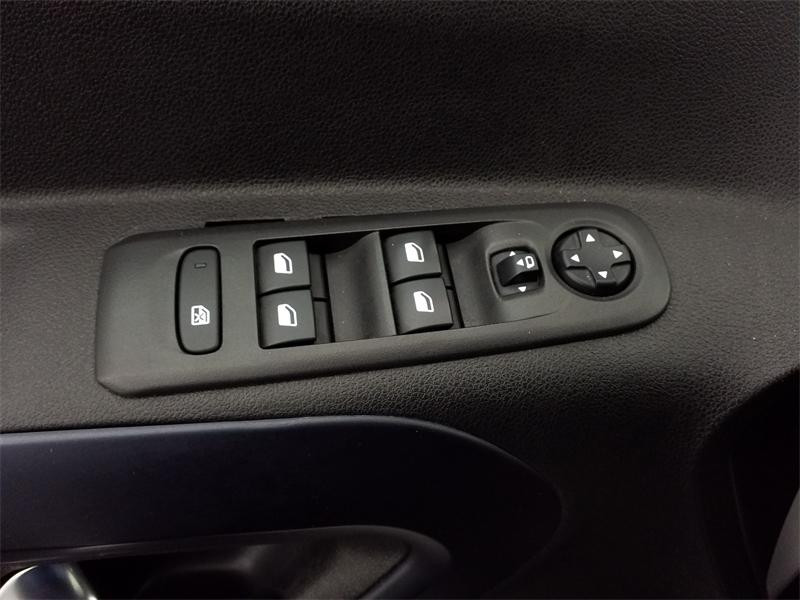 Used PEUGEOT Rifter BlueHDi 130ch S&S Standard Allure EAT8 2020 Blanc € 14490 in Lesménils