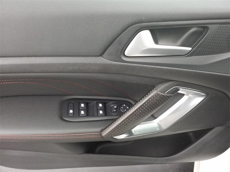Occasion PEUGEOT 308 1.2 PureTech 130ch €6.c S&S GT Line 2018 Blanc Nacré 10990 € à Lesménils
