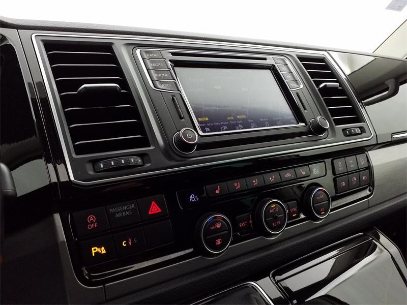 Occasion VOLKSWAGEN Multivan 2.0 TDI 198ch BlueMotion Technology Carat 4Motion DSG7 Court Euro6d-T 2019 Blanc Candy 48990 € à Lesménils