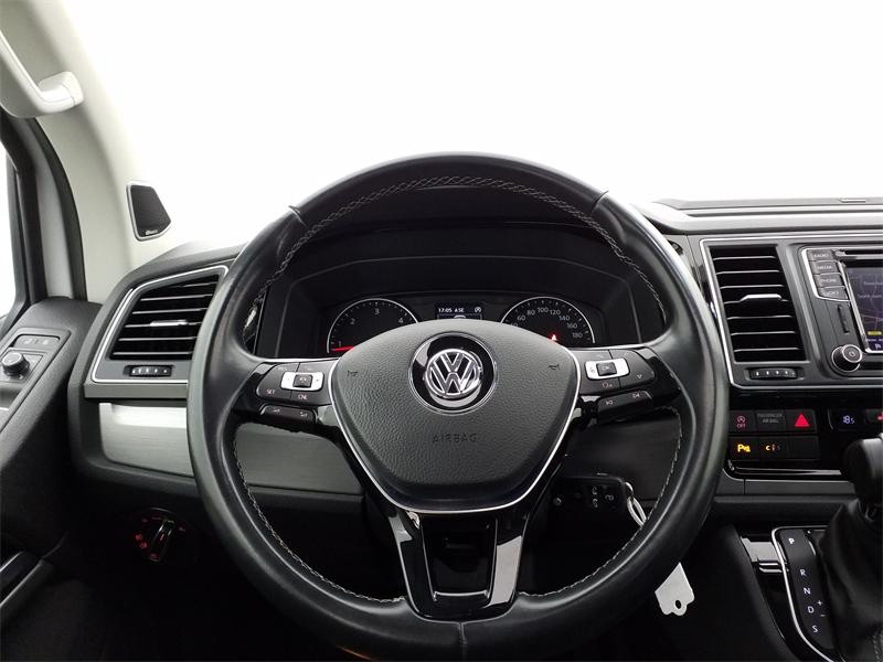 Occasion VOLKSWAGEN Multivan 2.0 TDI 198ch BlueMotion Technology Carat 4Motion DSG7 Court Euro6d-T 2019 Blanc Candy 48990 € à Lesménils