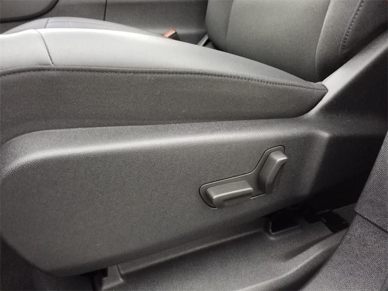 Used CITROEN C5 Aircross Hybrid rechargeable 225ch Shine Pack ë-EAT8 2022 Blanc Nacré € 24990 in Lesménils