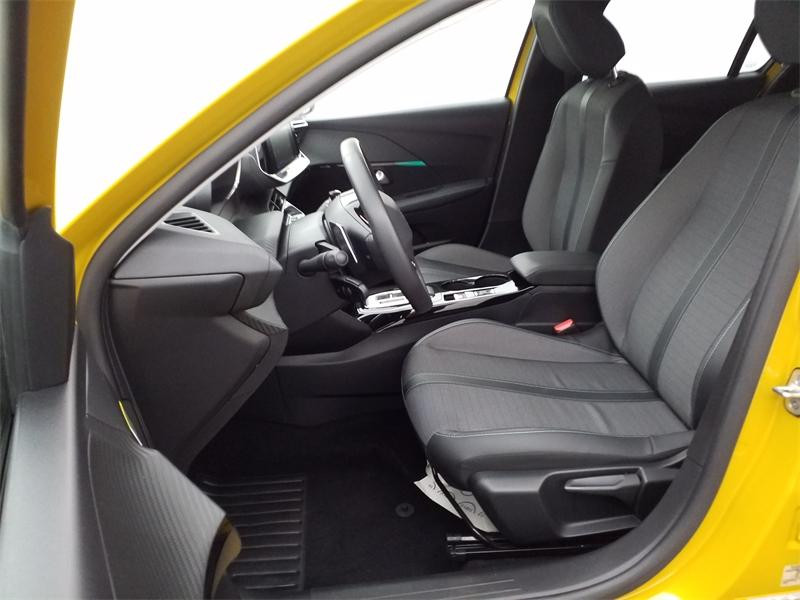 Used PEUGEOT 208 1.2 PureTech 100ch S&S Allure EAT8 2024 Jaune € 16990 in Lesménils