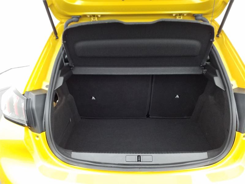 Used PEUGEOT 208 1.2 PureTech 100ch S&S Allure EAT8 2024 Jaune € 16990 in Lesménils