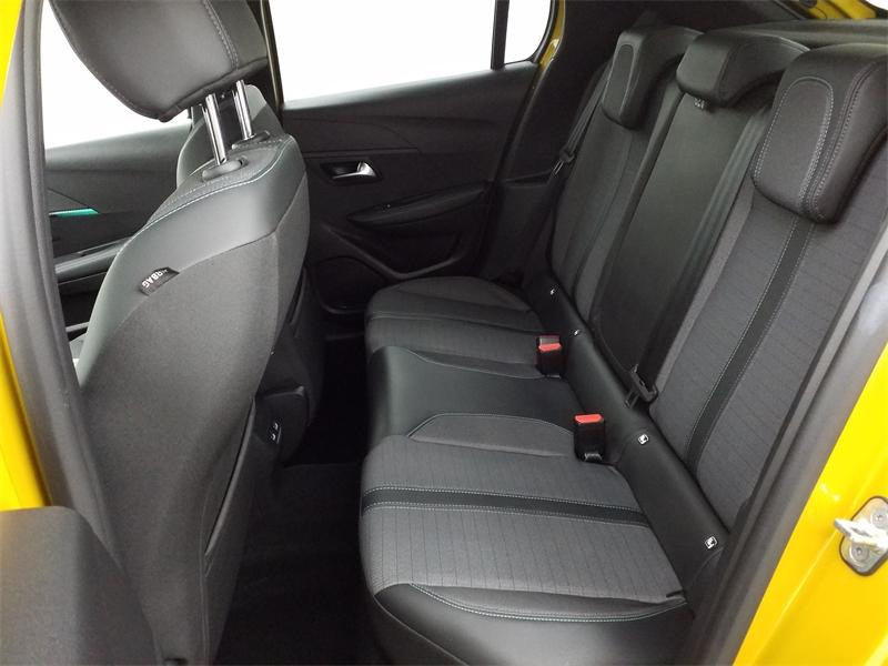 Used PEUGEOT 208 1.2 PureTech 100ch S&S Allure EAT8 2024 Jaune € 16990 in Lesménils