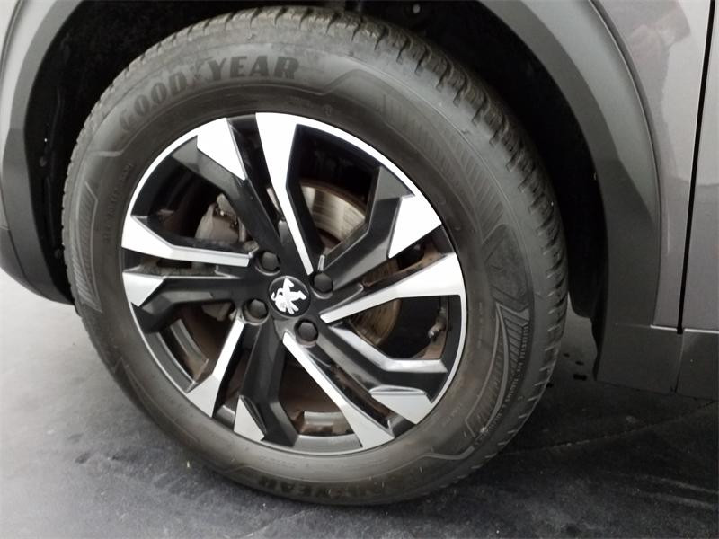 Used PEUGEOT 2008 1.2 PureTech 130ch S&S GT 2022 Gris Platinium (M) € 16490 in Lesménils