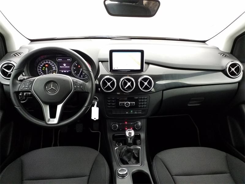 Occasion MERCEDES-BENZ Classe B 180 Design 2013 Beige Canyon 13490 € à Lesménils