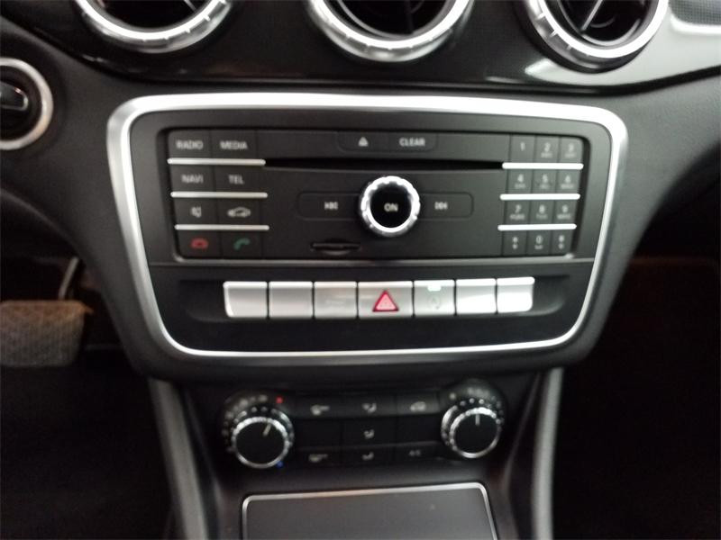 Used MERCEDES-BENZ CLA 200 d Business Edition 4Matic 7G-DCT Euro6c 2019 Gris Montagne € 21990 in Lesménils