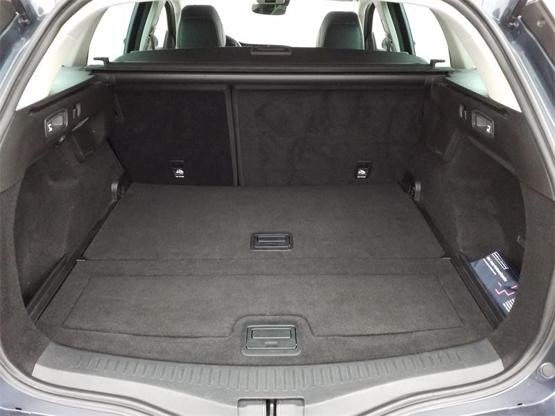 Used RENAULT Megane Estate 1.3 TCe 140ch Techno EDC -23 2023 Gris Titanium € 19990 in Lesménils