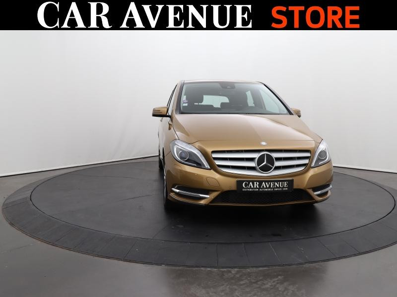 Occasion MERCEDES-BENZ Classe B 180 Design 2013 Beige Canyon 13490 € à Lesménils