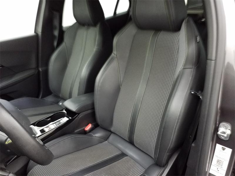 Used PEUGEOT 2008 1.2 PureTech 130ch S&S GT 2022 Gris Platinium (M) € 16490 in Lesménils