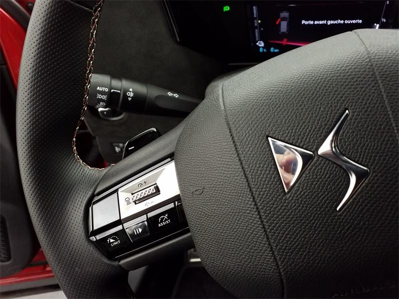 Occasion DS DS 4 E-TENSE 225ch Performance Line 2024 Rouge 29990 € à Lesménils