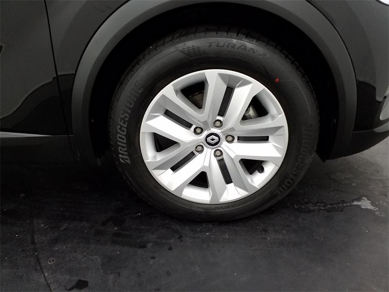 Used RENAULT Captur 1.6 E-Tech hybride 145ch Business -21 2022 Noir Etoilé/Grège perle € 18990 in Lesménils