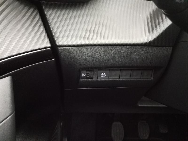 Used PEUGEOT 2008 1.2 PureTech 130ch S&S Active Pack 2023 Orange € 17990 in Lesménils