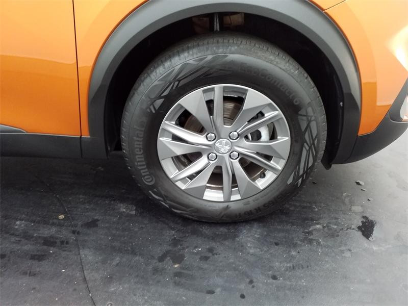Used PEUGEOT 2008 1.2 PureTech 130ch S&S Active Pack 2023 Orange € 17990 in Lesménils