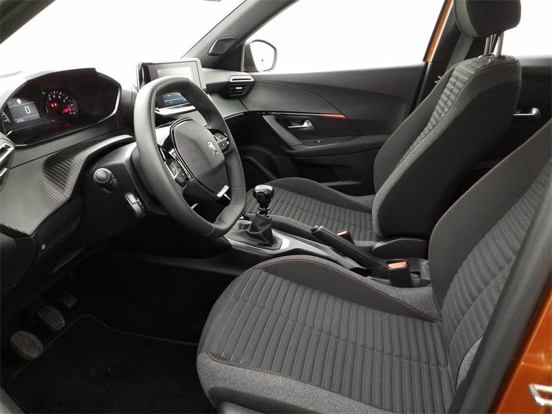 Used PEUGEOT 2008 1.2 PureTech 130ch S&S Active Pack 2023 Orange € 17990 in Lesménils