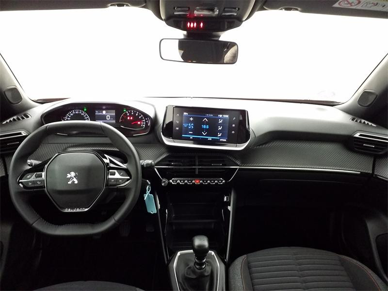 Used PEUGEOT 2008 1.2 PureTech 130ch S&S Active Pack 2023 Orange € 17990 in Lesménils