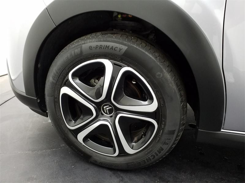 Used CITROEN C3 1.2 PureTech 110ch S&S Shine 120-123g 2022 Gris Platinium (M) € 13490 in Lesménils