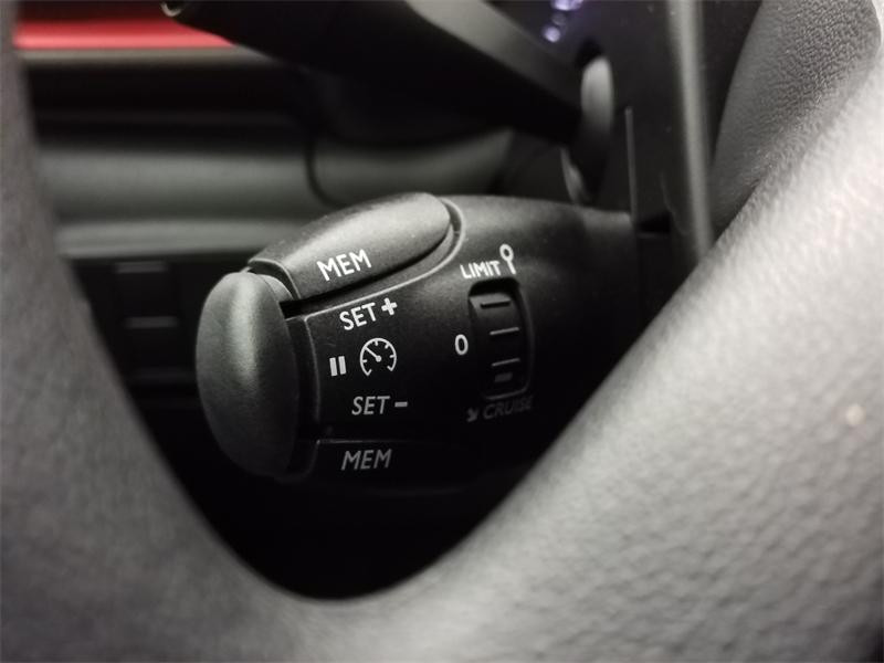 Used CITROEN C3 1.2 PureTech 83ch S&S C-Series 123g 2022 Gris Platinium (M) - Noir Onyx € 10990 in Lesménils