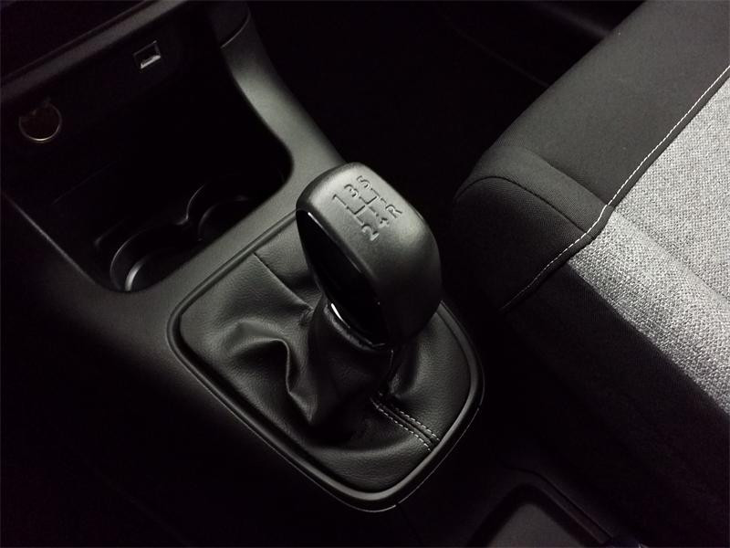 Used CITROEN C3 1.2 PureTech 83ch S&S C-Series 123g 2022 Gris Platinium (M) - Noir Onyx € 10990 in Lesménils