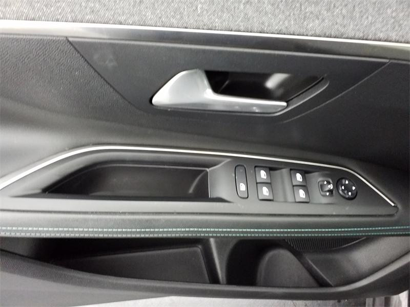 Used PEUGEOT 3008 1.2 PureTech 130ch S&S Allure Pack EAT8 2020 Gris Artense (M) € 18990 in Lesménils