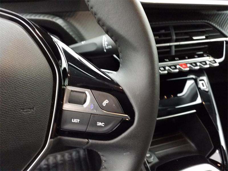 Used PEUGEOT 208 1.2 PureTech 100ch S&S Allure  Pack 2024 Noir Perla Nera (M) € 14990 in Lesménils