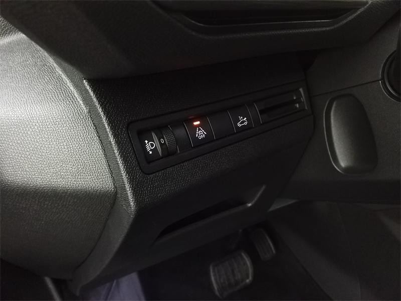 Used PEUGEOT 3008 1.2 PureTech 130ch S&S Allure Pack EAT8 2020 Gris Artense (M) € 18990 in Lesménils