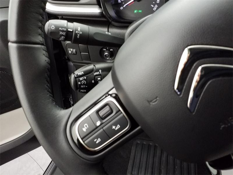 Used CITROEN C3 1.2 PureTech 110ch S&S Shine 120-123g 2022 Gris Platinium (M) € 13490 in Lesménils
