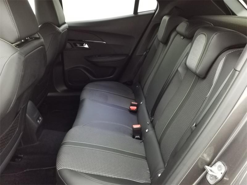 Used PEUGEOT 2008 1.2 PureTech 130ch S&S GT Line EAT8 7cv 2020 Gris Artense (M) € 15490 in Lesménils