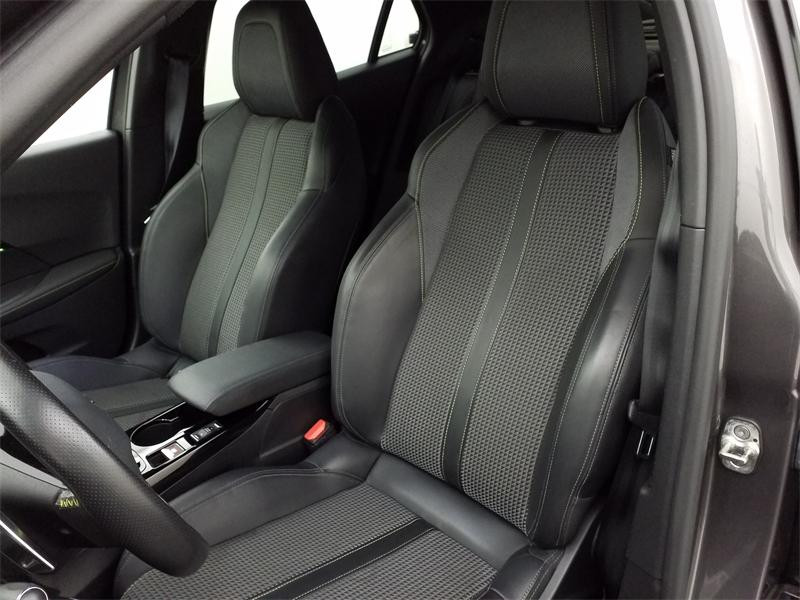 Used PEUGEOT 2008 1.2 PureTech 130ch S&S GT Line EAT8 7cv 2020 Gris Artense (M) € 15490 in Lesménils