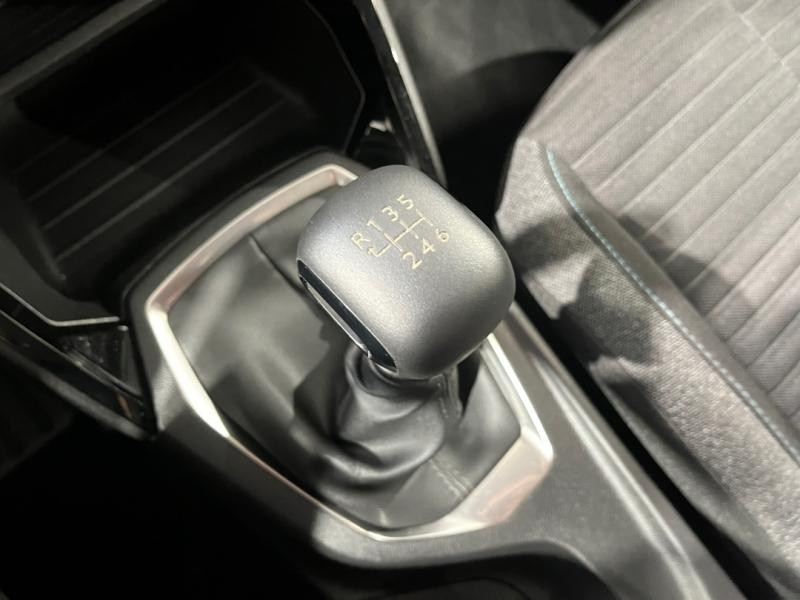Used PEUGEOT 208 1.2 PureTech 100ch S&S Style 2022 Blanc Banquise (O) € 13990 in Lesménils