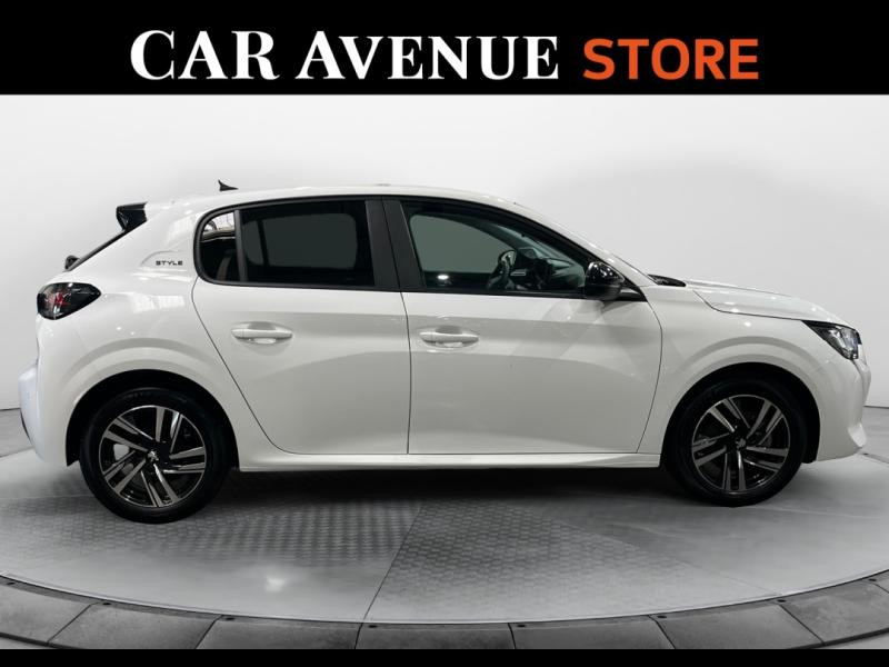 Used PEUGEOT 208 1.2 PureTech 100ch S&S Style 2022 Blanc Banquise (O) € 13990 in Lesménils