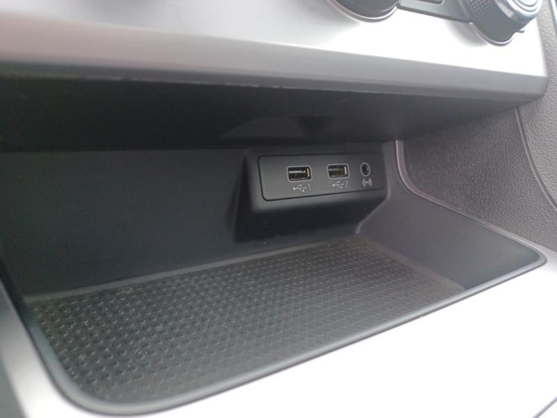 Occasion SEAT Leon 1.2 TSI 110ch Style Start&Stop 2018 Blanc Nevada 11990 € à Lesménils