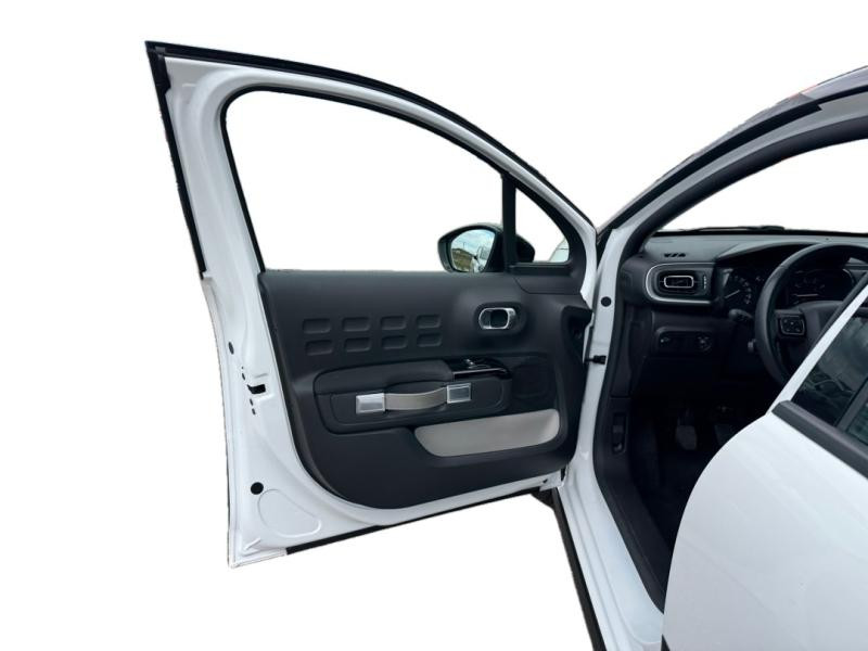 Occasion CITROEN C3 1.2 PureTech 83ch S&S Shine 2020 Blanc Banquise (O) - Noir Onyx 10490 € à Lesménils