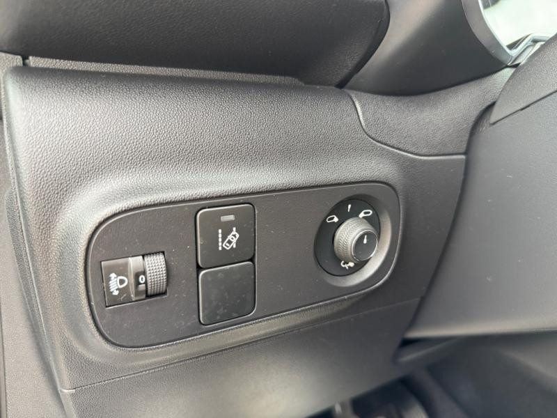 Occasion CITROEN C3 PureTech 82ch Shine 2018 Almond Green - Blanc Opale 8490 € à Lesménils