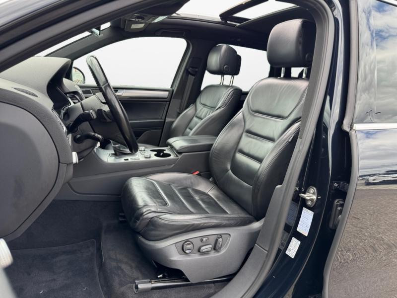 Used VOLKSWAGEN Touareg 3.0 V6 TDI 262ch BlueMotion Technology R-Line 4Motion Tiptronic 2015 Blanc € 18990 in Lesménils