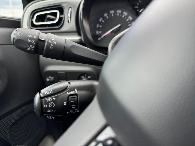 Occasion CITROEN C3 1.2 PureTech 83ch S&S Shine 2020 Blanc Banquise (O) - Noir Onyx 10490 € à Lesménils