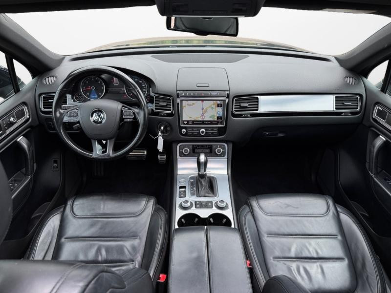 Used VOLKSWAGEN Touareg 3.0 V6 TDI 262ch BlueMotion Technology R-Line 4Motion Tiptronic 2015 Blanc € 18990 in Lesménils