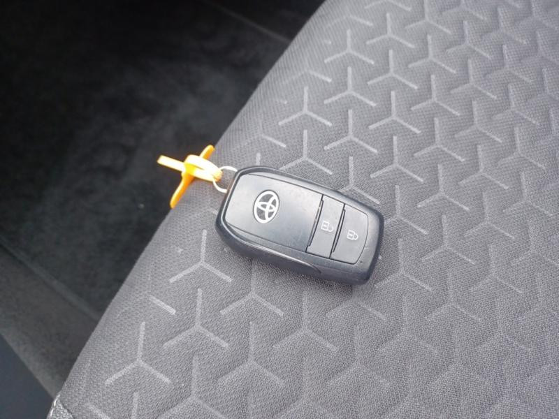 Occasion TOYOTA Yaris Cross 116h Design MY22 2022 Blanc Lunaire Nacré 19990 € à Lesménils