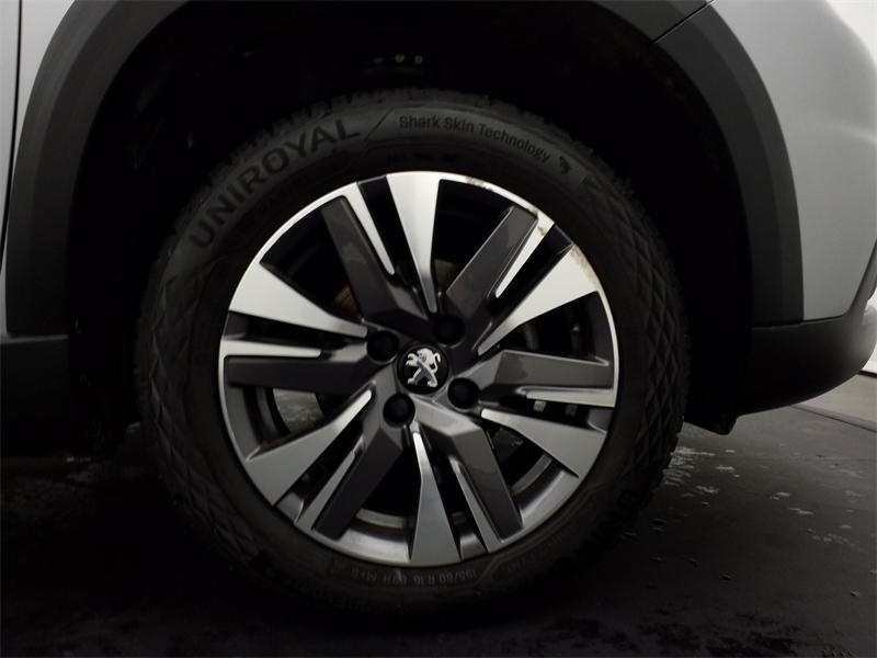 Occasion PEUGEOT 2008 1.2 PureTech 82ch E6.c Allure 2019 Gris Platinium 9840 € à Lesménils