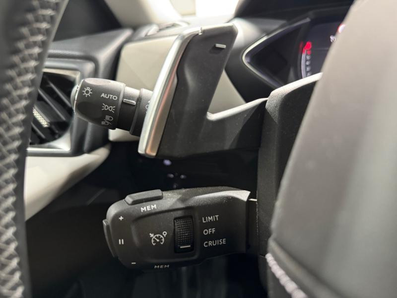 Occasion DS DS 3 Crossback PureTech 130ch Connected Chic Automatique 2020 Blanc Banquise (O) 13990 € à Lesménils