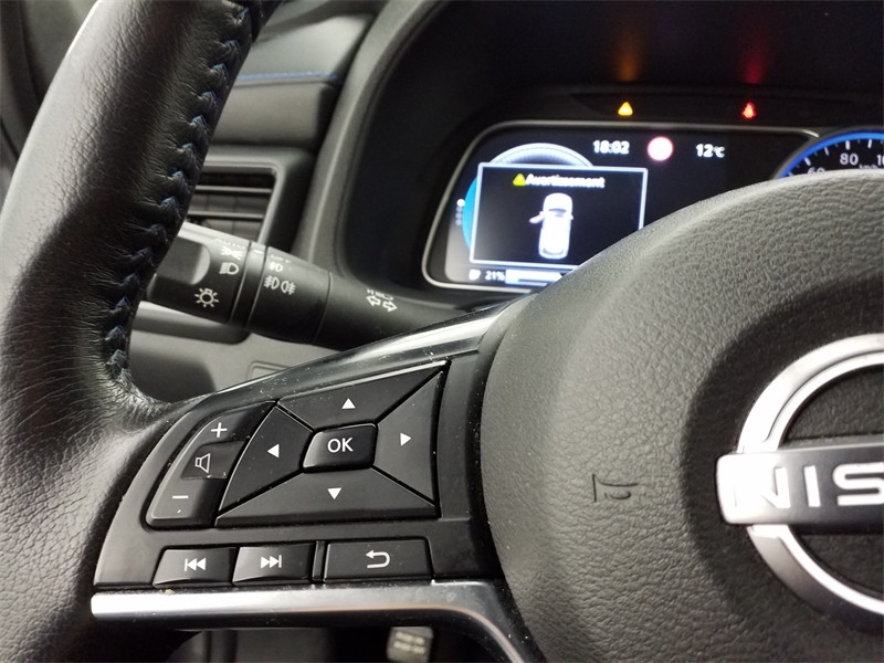 Occasion NISSAN Leaf 217ch e+ 62kWh N-Connecta 21 2022 Gris Squale 16990 € à Lesménils