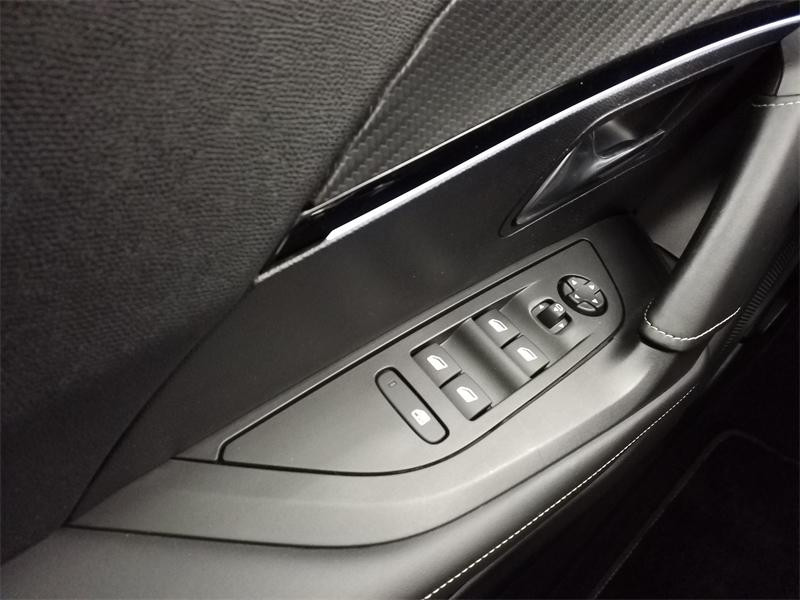 Occasion PEUGEOT 2008 1.2 PureTech 130ch S&S GT EAT8 2021 Blanc Nacré (N) 16890 € à Lesménils