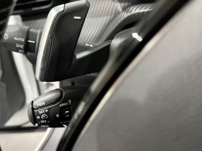 Occasion PEUGEOT 2008 1.2 PureTech 130ch S&S Allure EAT8 2020 Blanc banquise (O) 14970 € à Lesménils