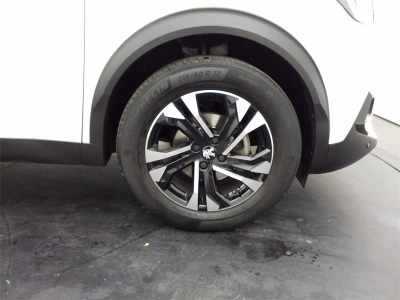 Occasion PEUGEOT 2008 1.2 PureTech 130ch S&S GT EAT8 2021 Blanc Nacré (N) 16890 € à Lesménils