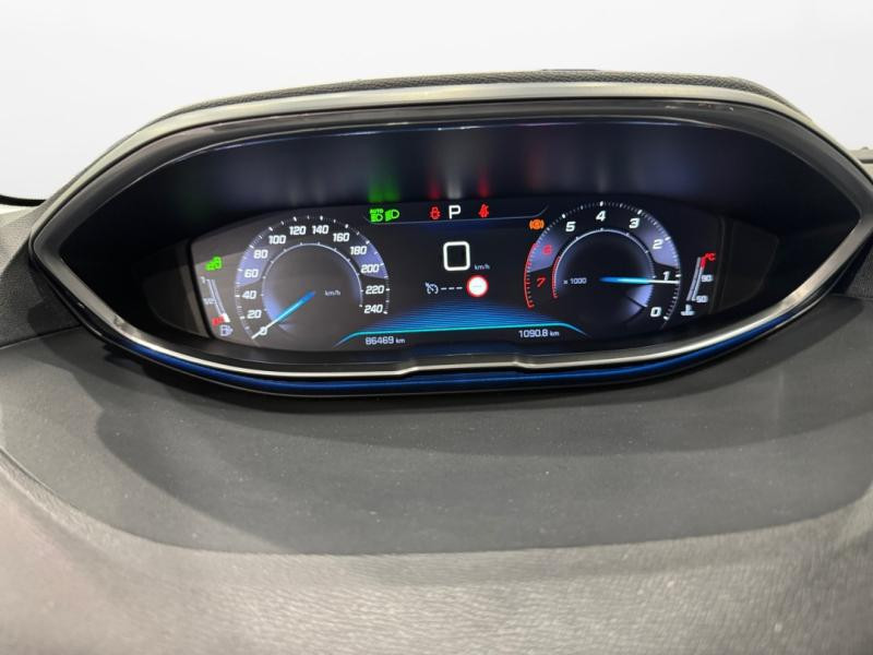 Occasion PEUGEOT 3008 1.2 PureTech 130ch Allure S&S EAT6 2017 Blanc Banquise (O) 13990 € à Lesménils