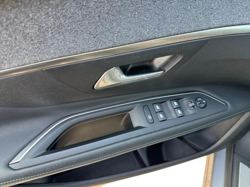 Occasion PEUGEOT 3008 1.2 PureTech 130ch Crossway S&S EAT6 2019 Gris Artense (M) 15990 € à Lesménils